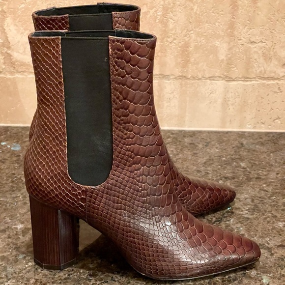 Donald J Pliner Laila Python embossed booties - Picture 2 of 16